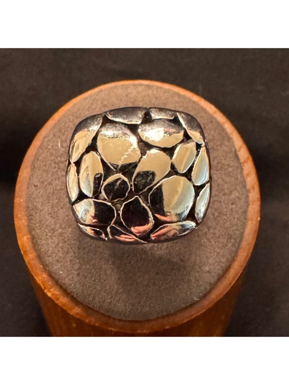 Silver Plated Pebble Texture Tapered Band Ring Size 5.75
